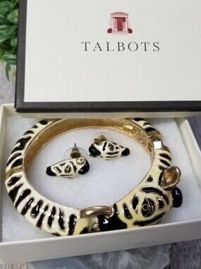 Vintage enameled Zebra clamper bracelet and earrings set
